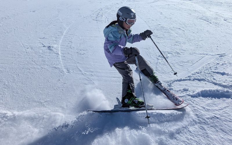 Yunqi skiet in volle vaart van de rode piste