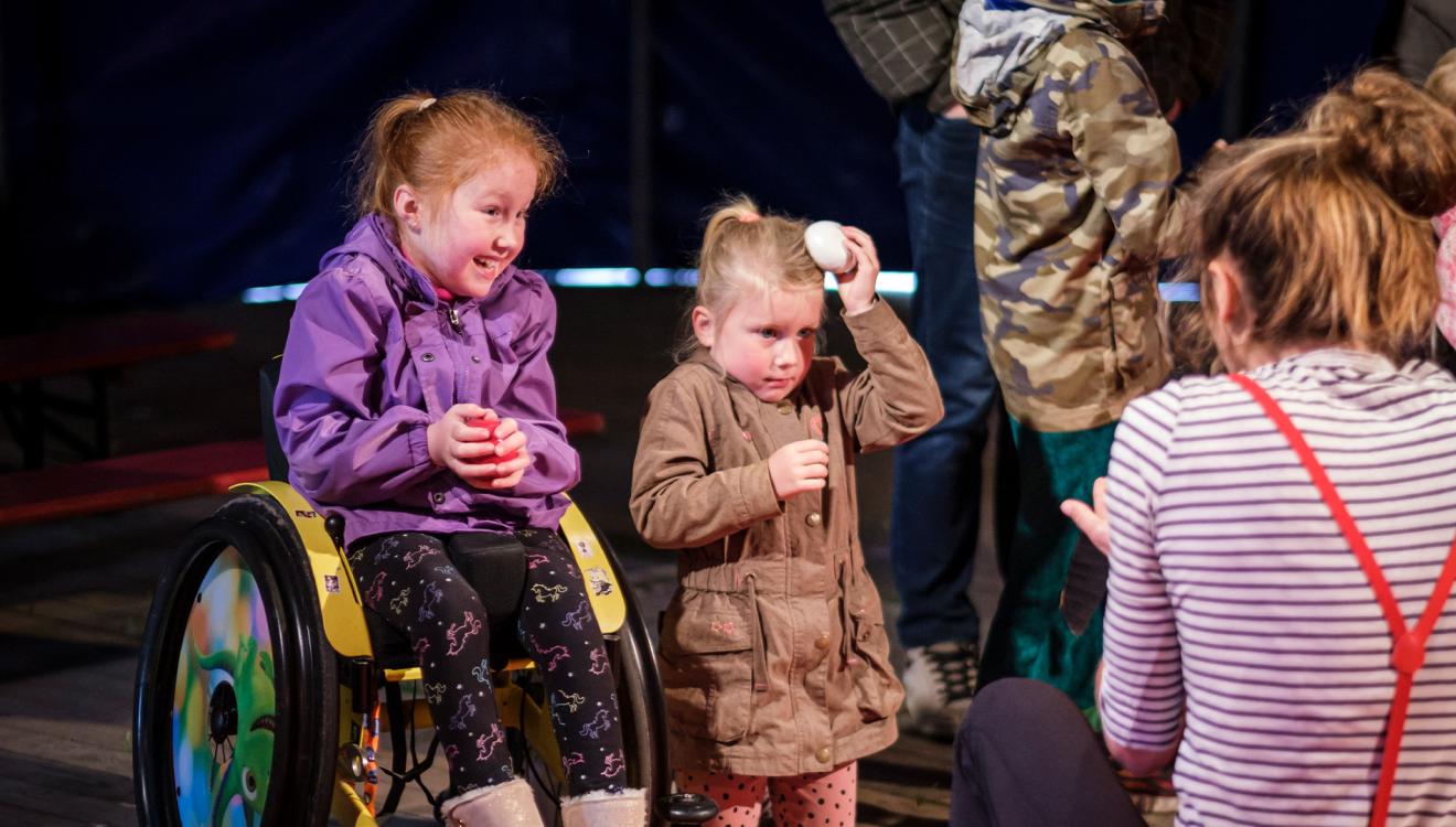 Kinderen met en zonder beperking op De Grote Samenspeeldag