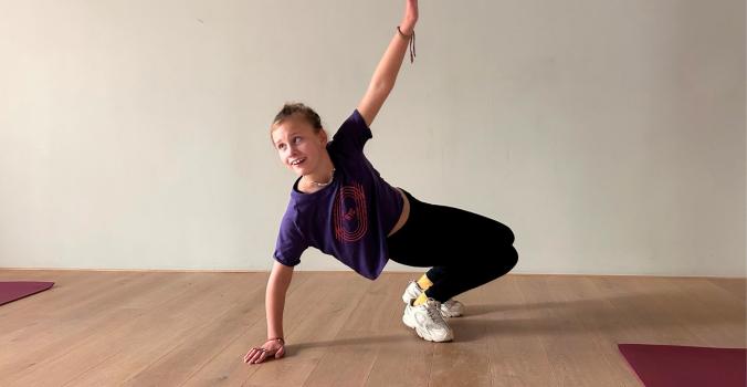 Pleun aan het dansen