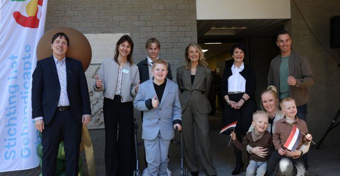 Opening Changing Places Toilet bij Oorlogsmuseum Overloon