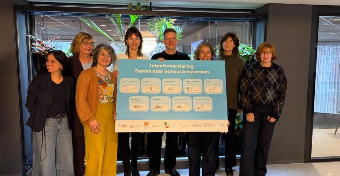 Samenwerkingsovereenkomst Samen naar School Amsterdam officieel getekend